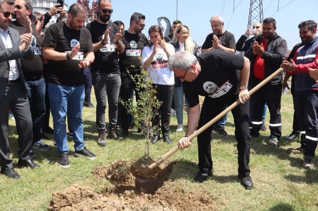 Prof. Dr. Ümit Özdağ Hatıra Ormanı Yeşilova Mahallesinde açıldı
