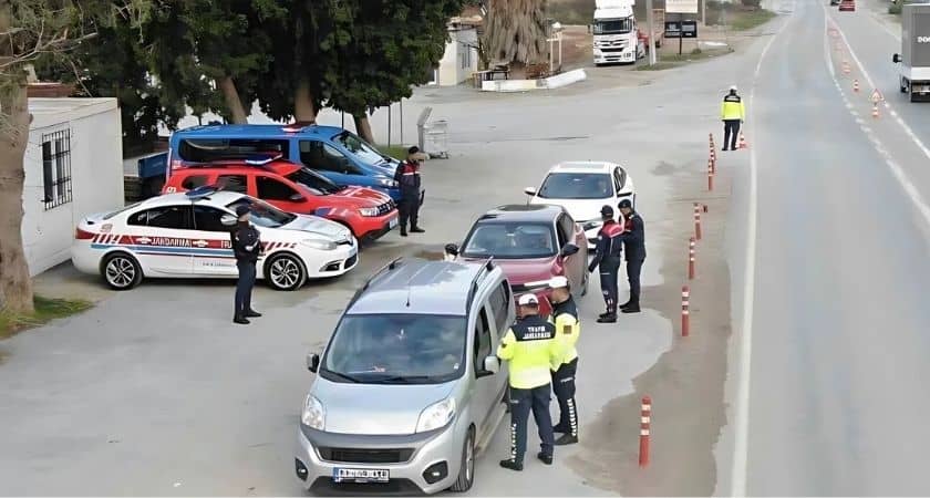 Kurban Bayramı'nda Trafik Akışı İçin Önlem: 13 İlde Ağır Vasıtalara Geçici Yasak