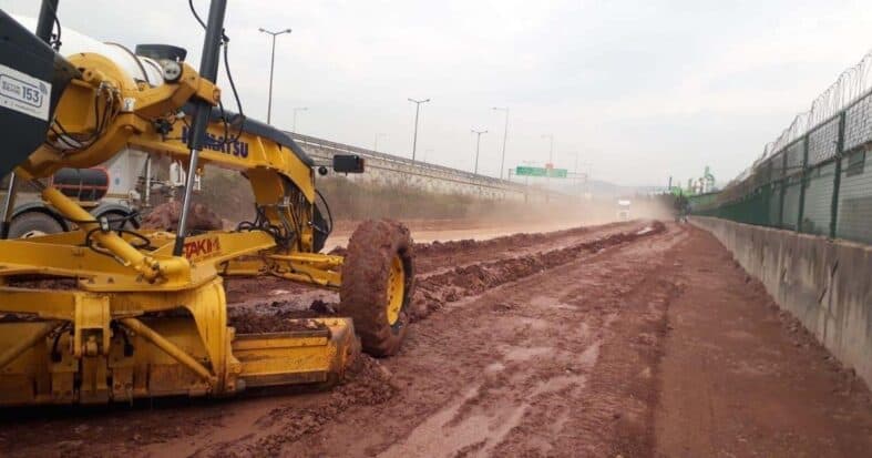 Büyüyen Kartepe’ye modern yol hamlesi
