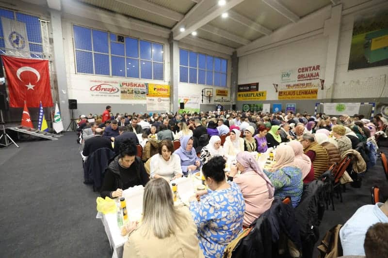 Başkan Büyükakın da soydaşlarla iftar açtı