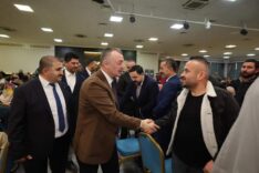 Tahir Büyükakın, Pazarcılar Odası'nın İftarında Esnaf ve Aileleriyle Buluştu