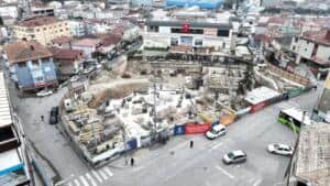 Dilovası’nda Yeni Kent Meydanı Projesi Sosyal Yaşam Alanı Olarak Yükseliyor
