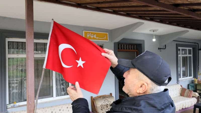 Kocaeli'de Gönül Kazan Projesi Yaşlı ve Yalnızlara Düzenli Sıcak Yemek Desteği Sağlıyor