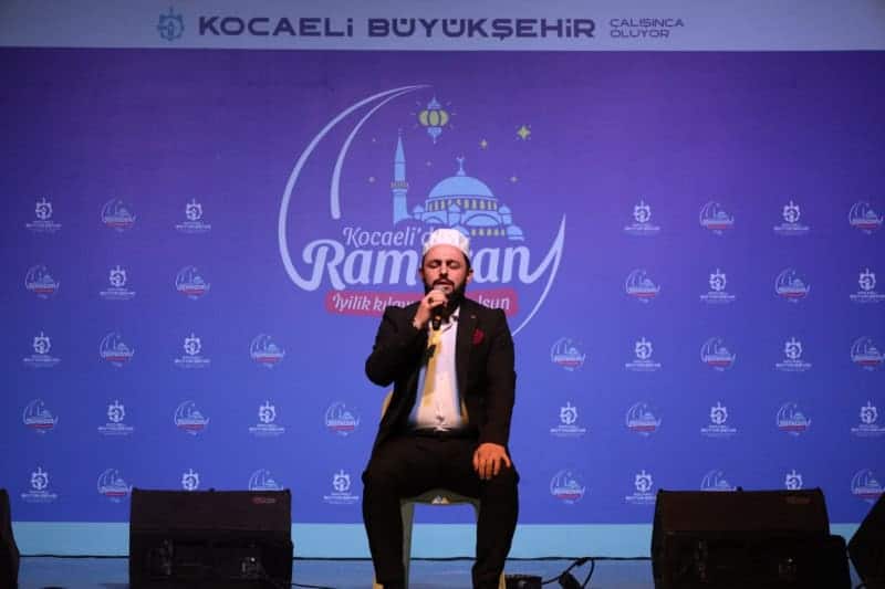 İzmit’in kalbi Büyükşehir Ramazan Çadırı’nda atıyor