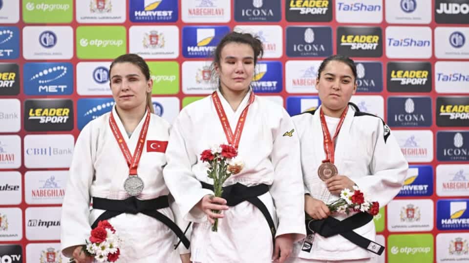 Kağıtsporlu Sporcular, Haftaya Damga Vuran Başarılarla Kocaeli'ni Gururlandırdı