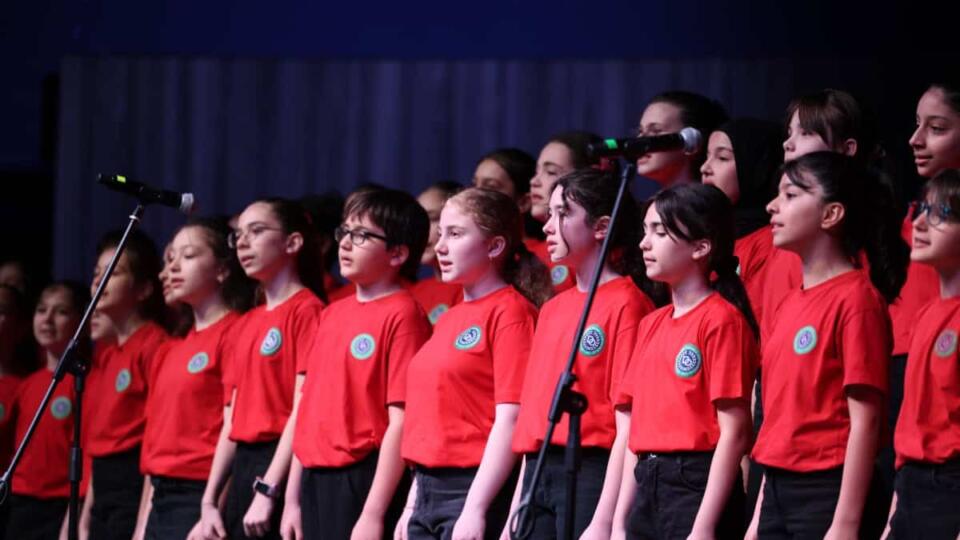 Kocaeli’de Uluslararası Atık Günü’nde Öğrencilerin Çevre Bilinci ve Katkıları Vurgulandı