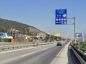 Kocaeli D-100 Karayolu’nda İki Bölgede Artan Hız Limitleri İçin Güncellenen EDS Tabelaları Yerleştirildi