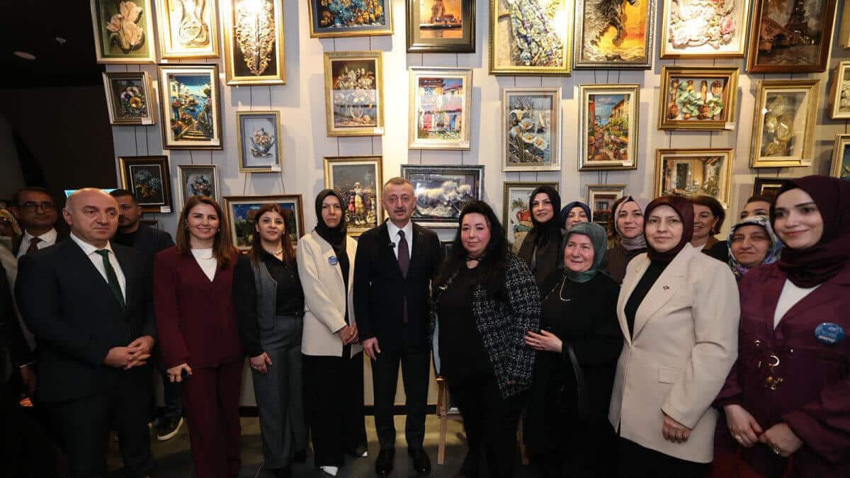 Kocaeli'de 23 Nisan Etkinlikleri Devam Ediyor: Sadece Konser ve Şovlar İptal Edildi