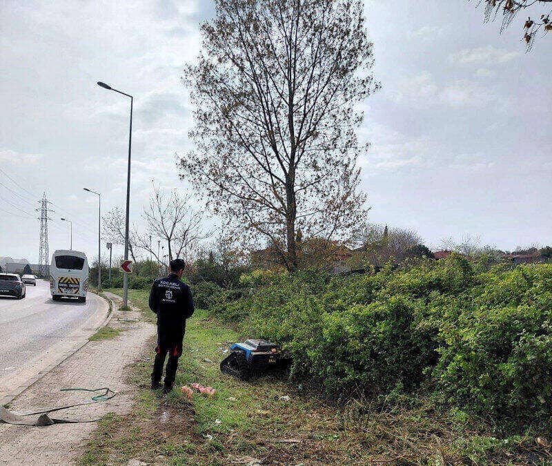 Kocaeli’de Çalı Canavarı ile Zorlu Alanlarda Hızlı Temizlik ve Güvenli Ulaşım Sağlanıyor