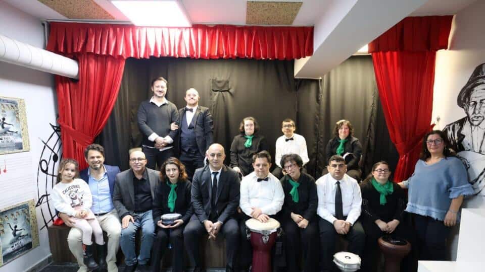 Derince Belediyesi EYDEM Ritim Grubu, CSO Sahnesinde Türkiye’yi Temsil Edecek