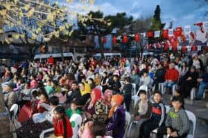 Gebze’de Romanlar Günü Coşkusu: Birlik ve Dayanışma Mesajları Ön Planda