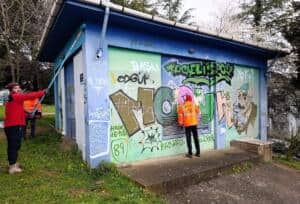 Kocaeli Büyükşehir Belediyesi, Trafo Binalarını Boyayarak Görüntü Kirliliğini Azaltıyor