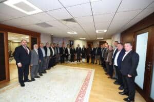 Kocaeli İtfaiyesi, Sarıhocalar’da Sarp Arazide Mahsur Kalan Keçileri Başarıyla Kurtardı