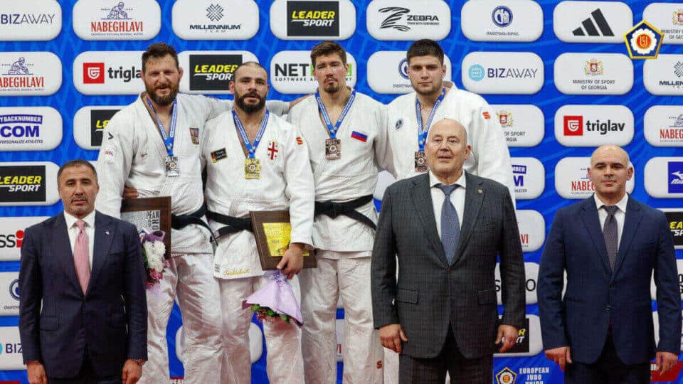 Kağıtspor Nisan Ayında Ulusal ve Uluslararası Arenada Başarılarını Sürdürdü