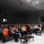 Derince’de 'Hangisi Gerçek?' Tiyatro Oyunu İzleyicilerden Tam Not Aldı