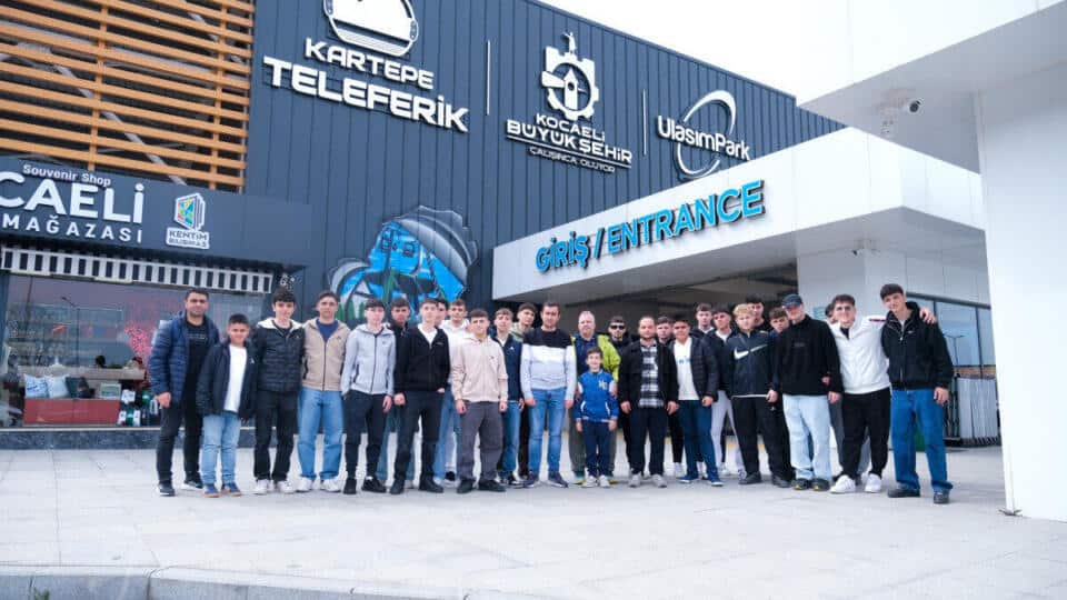 Gebze Aziz Sancar Ortaokulu’nda Öğrencilere Bilinçli Tüketici Eğitimi Verildi