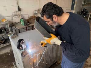 Kartepe’de Çöp Konteynerleri Belediye Tarafından Yenilenip Sokaklara Yerleştirildi