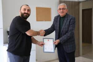 Kartepe'de Çepni Mahallesi'nde İmar Uygulaması Tamamlandı, Yeni Tapular Teslim Ediliyor